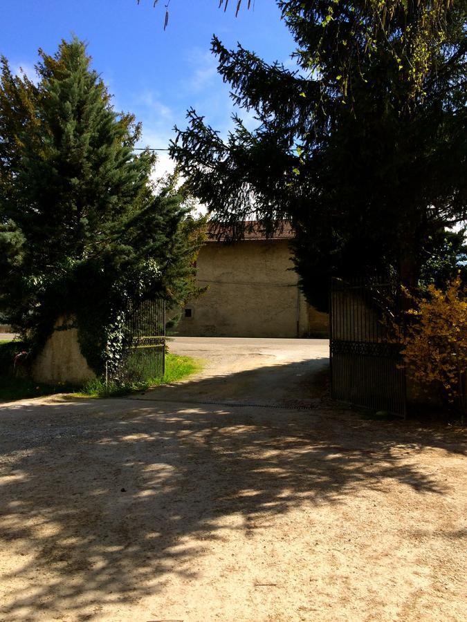 La Ferme De Thoudiere Hotel Saint-Etienne-de-Saint-Geoirs Exterior photo